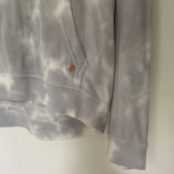 Volcom Hoodie - Picture 2 of 6